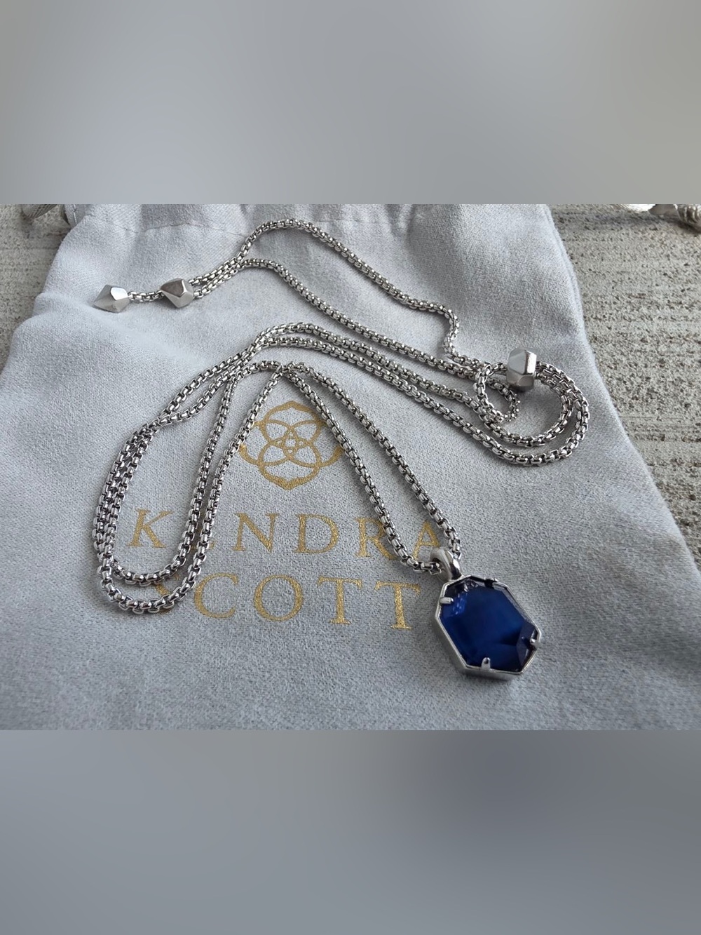 Kendra Scott Elisa Silver Pendant Necklace Blue Cat’s Eye Stone Adjustable New